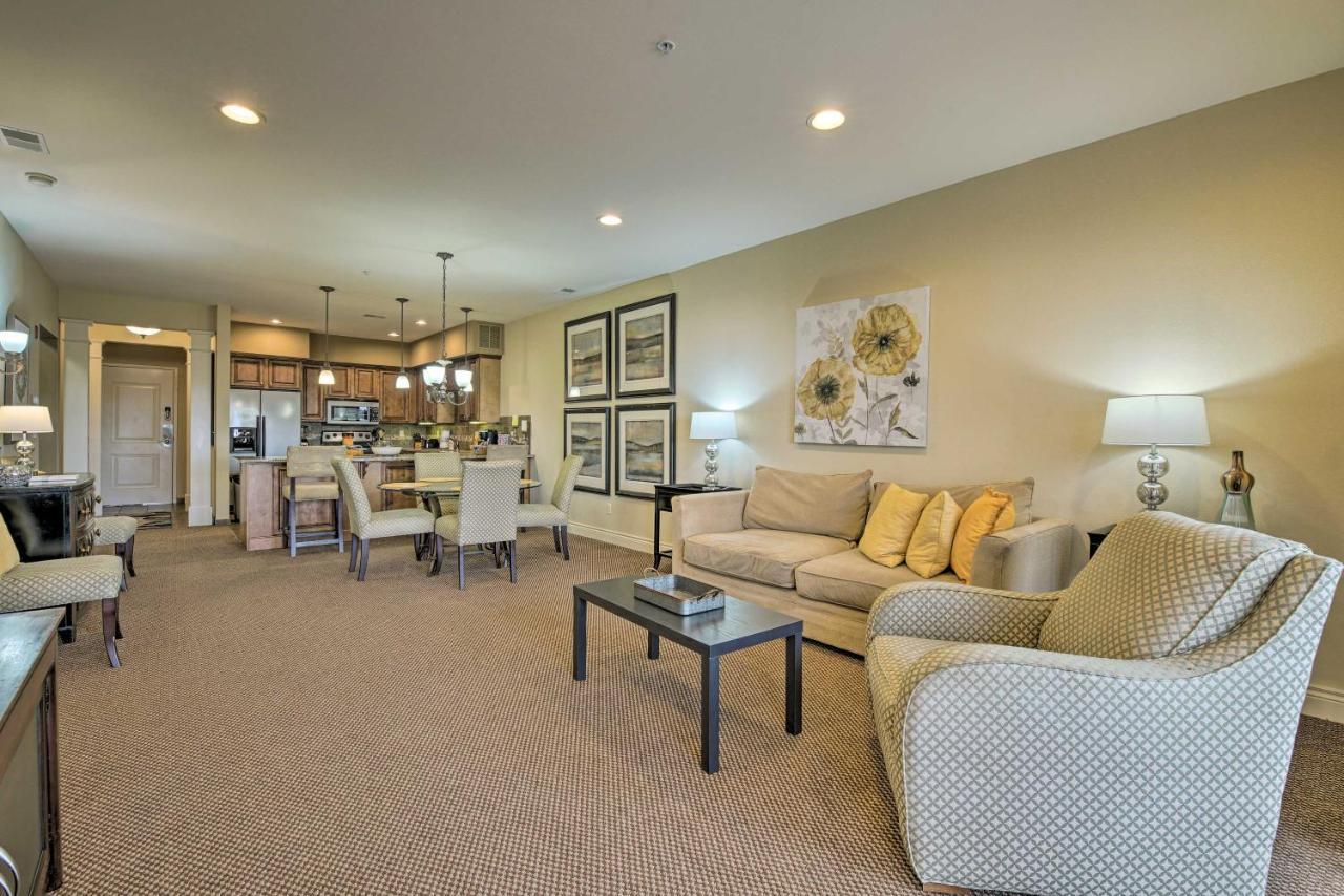 Inviting Branson Condo With Outdoor Dining Area Eksteriør billede